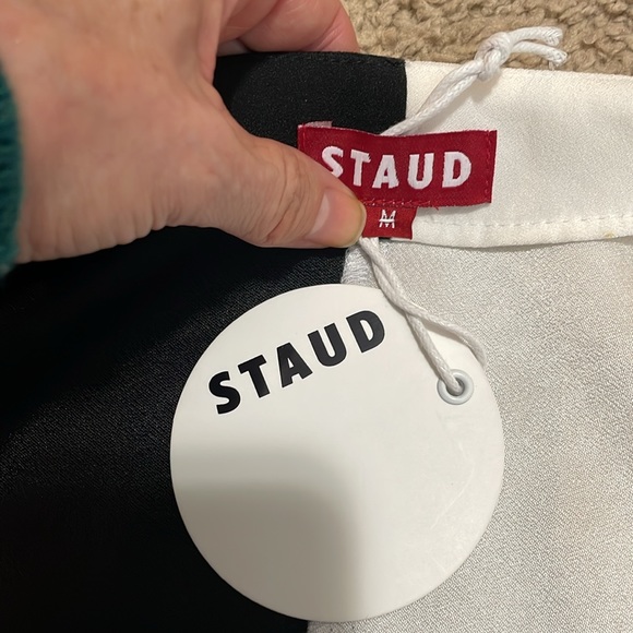 STAUD TRAMPS BLACK AND WHITE COLOR BLOCK WIDE SLEEVE CROP TOP NWT SIZE M - Picture 11 of 11